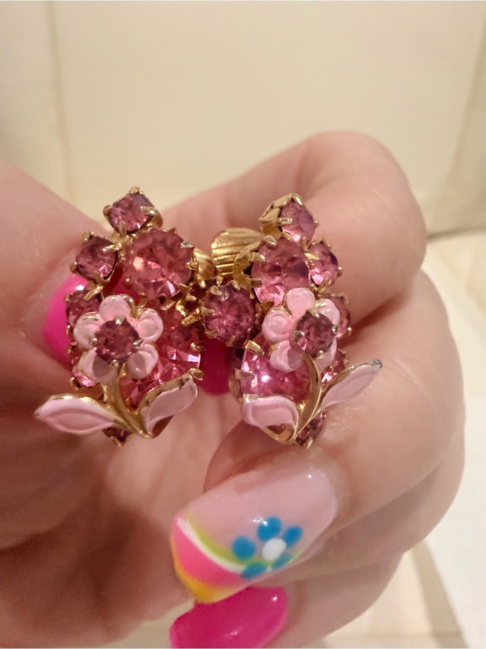 Gorgeous Vintage Gold Pink Floral Clip-On Earrings with flowers